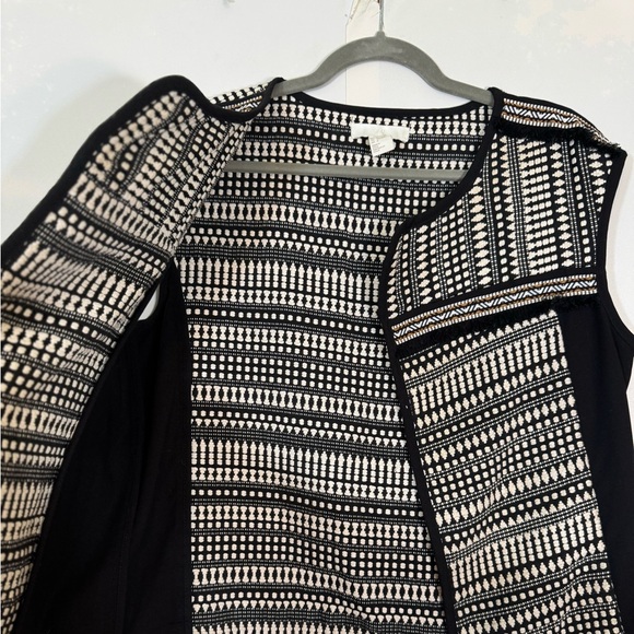 H&M Boho Tapestry Black White Patterned Fringe Vest | Size 8 - Picture 6 of 12